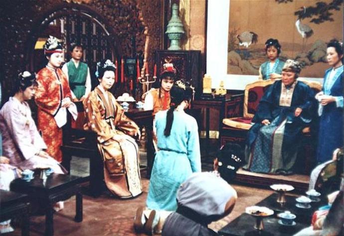 古代女性行礼姿势图，古代女性行礼方式叫什么？