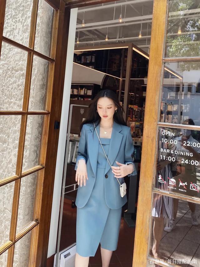早秋还在纠结穿什么？从选款到配色，这份“搭配指南”请收好！