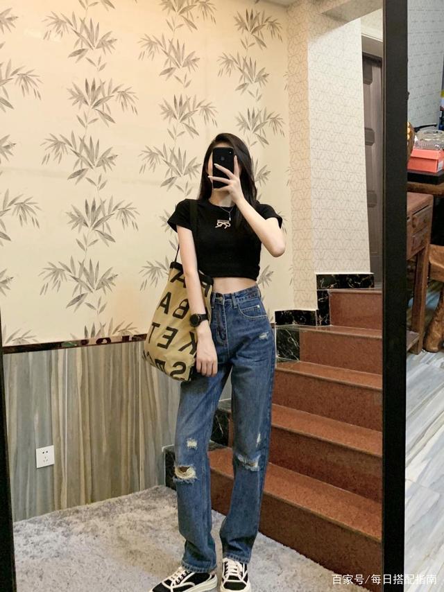 如果秋天要穿牛仔裤，我只选这3条，显瘦！时髦！