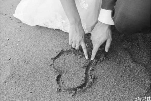 什么能增进夫妻感情 增进夫妻感情的小举动