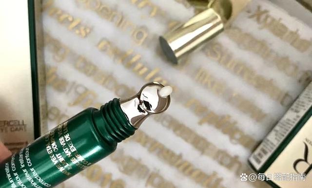 5款网红眼霜测评：从成分到肤感，看看谁才是你的心仪单品？