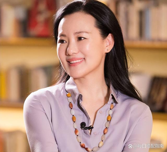 火出圈的“国泰民安脸”长啥样？普通人如何塑造这种温柔气质相。
