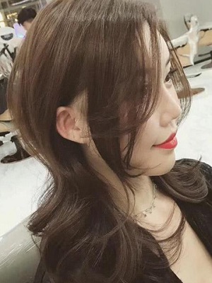 脸大的女生适合什么发型  比较遮肉的发型推荐