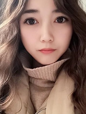 适合发量少的女生发型  羊毛卷瘦脸又减龄