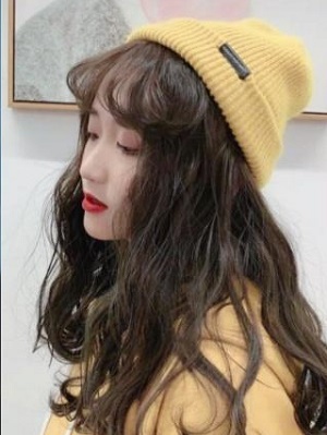 2022羊毛卷发型图片女  适合发量少的女生