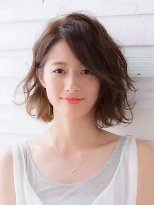 2022年女生流行发型  超时尚的短发发型图片
