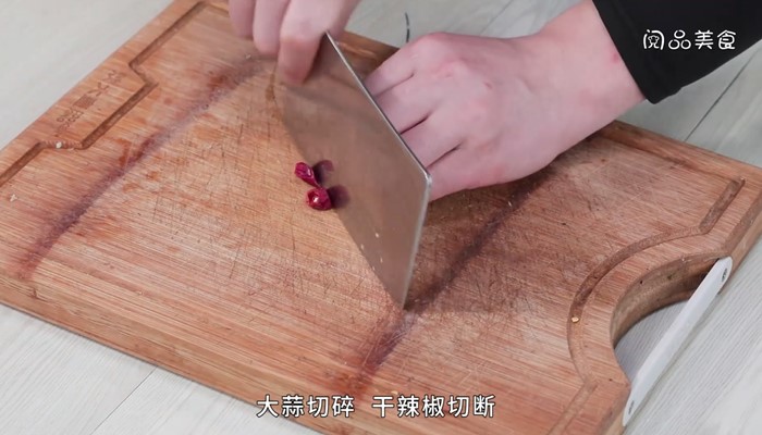 油焖扁豆怎么做 油焖扁豆家常做法 