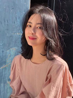女生最新锁骨烫发型  性感优雅烫发造型