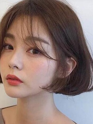 超显气质、又好看的短发  短发这样打理减龄还很瘦脸