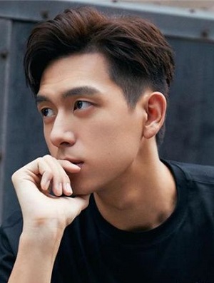 男生什么发型比较清爽  偏分+铲短帅气好看