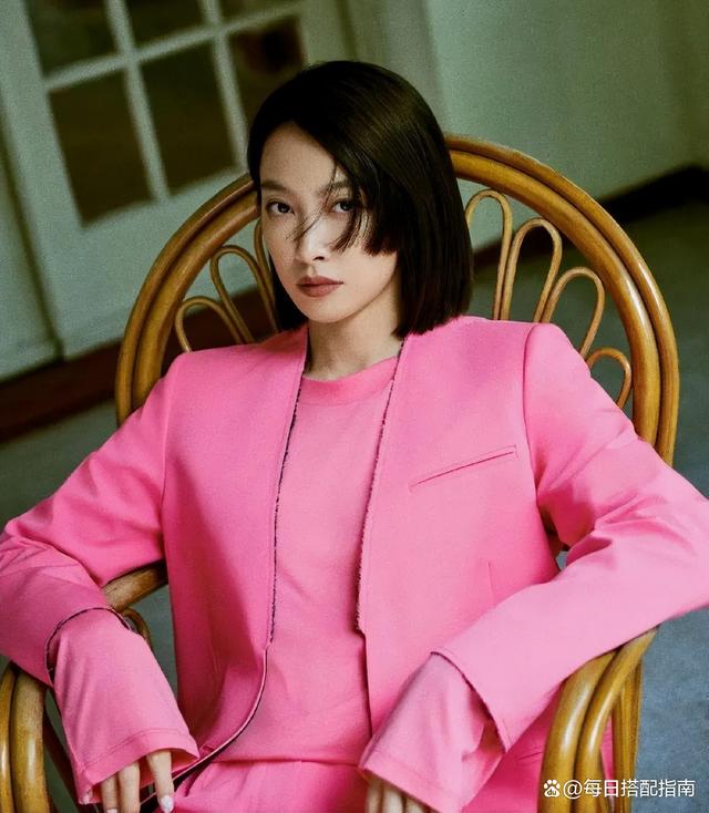 都说脸型决定发型，什么样的女生剪短发才好看？关键看这5个特征！