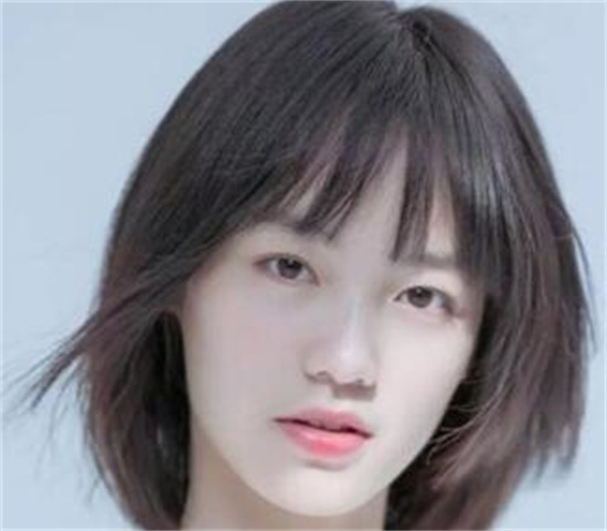好看的短发女孩高清图片 女明星的同款发型推荐