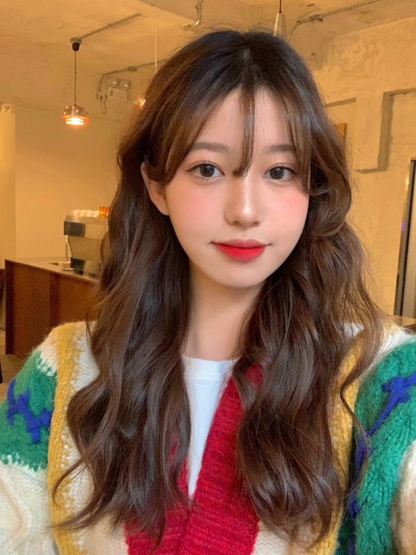 中长发女生一定要尝试的法式烫发，太美了吧