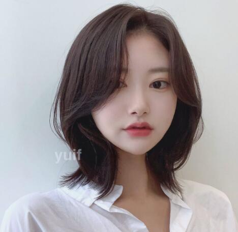 2022年最新发型女中长发,中长发成为你的脱单神器