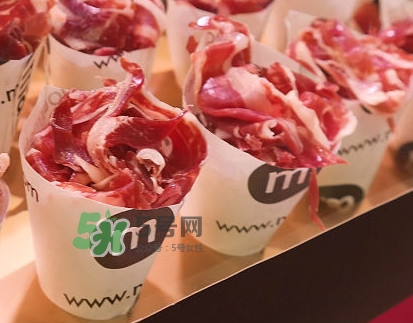 一次性纸杯能做蛋糕吗？一次性纸杯可以放微波炉吗？