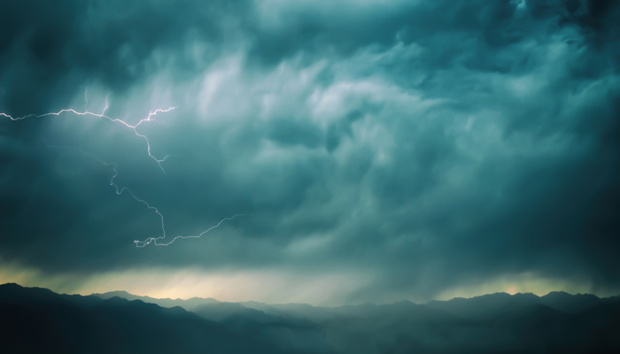 《己亥杂诗》里面的风雷是什么意思? 己亥杂诗中的风雷是什么意思 