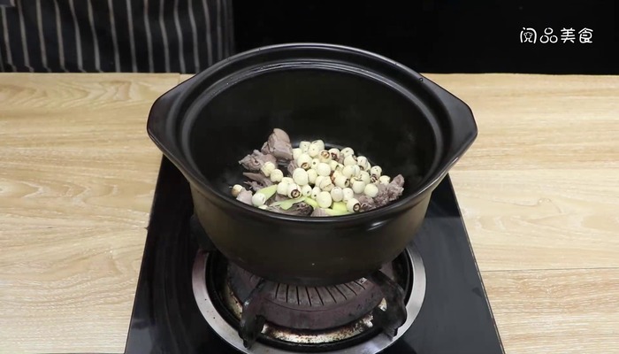 清炖鸽子汤怎么做 清炖鸽子汤怎么做好吃 
