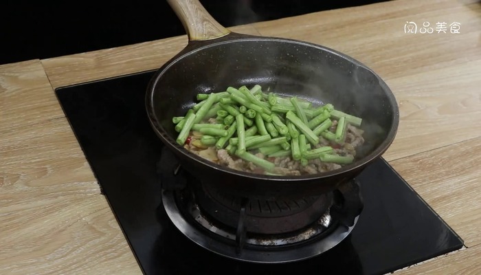 豇豆炒肉丝的做法 豇豆炒肉丝怎么做好吃 