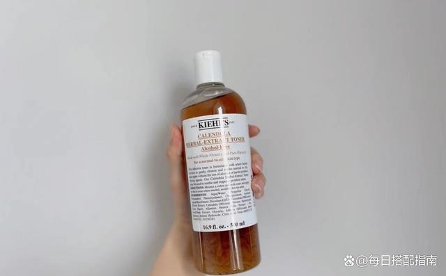 盘点几款超火的大牌精华水：SK2高度滋养，兰蔻精华水