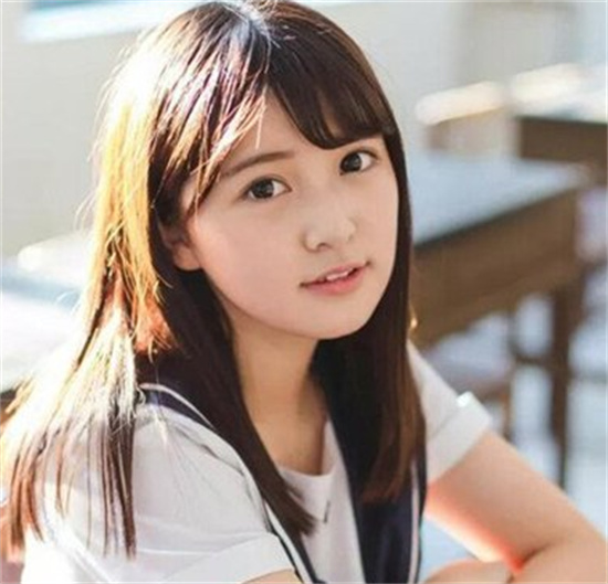 现在流行的直发发型 秋季潮流直发仙女必选哦