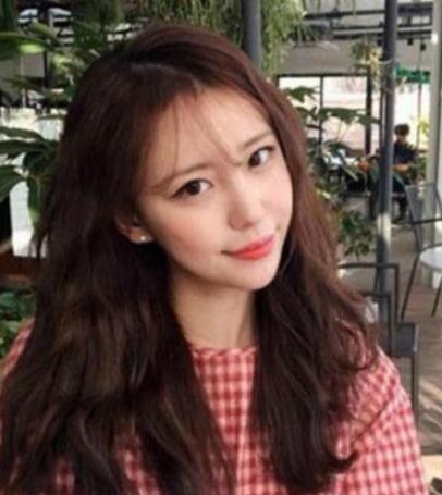 最新发型女中长发烫发,想换发型的快看过来