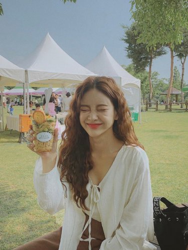 中长发女生一定要尝试的烫发太美啦