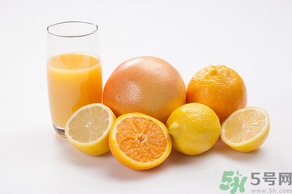 柚子可以泡水喝吗？柚子泡水喝有什么好处？