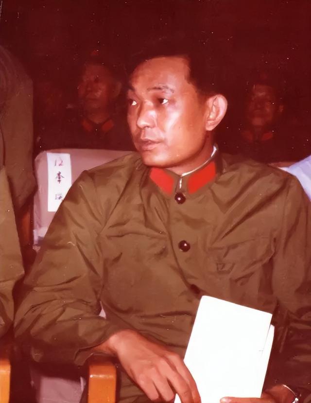1984年，战士抚恤金提升到2000块，为何要特别感谢两位局外人？