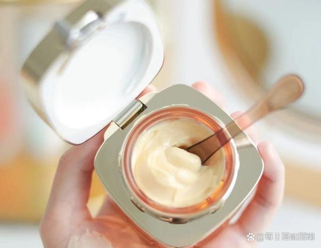 总结四款热门的“抗老”面霜，抗老抗皱还修护