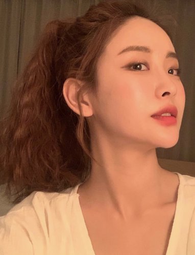 中长发女生一定要尝试的烫发太美啦 中