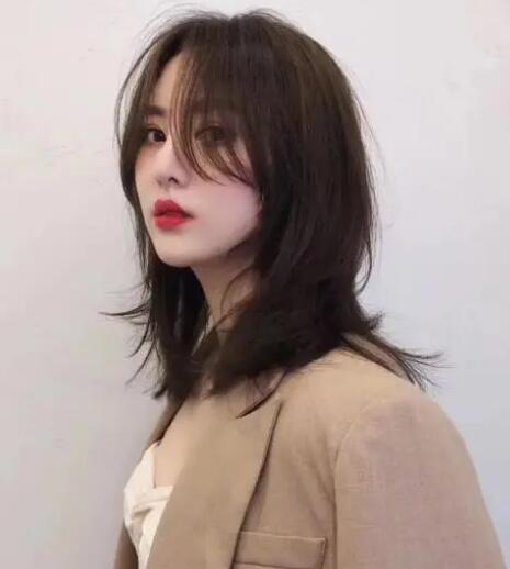 不用打理的锁骨发型,层次分明的锁骨发推荐