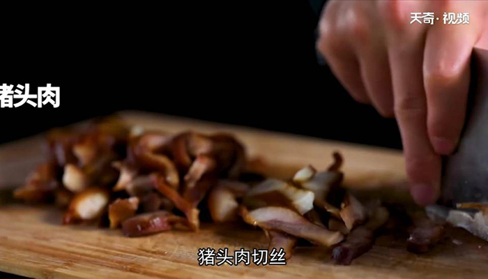 青椒炒猪头肉怎么做 青椒炒猪头肉 