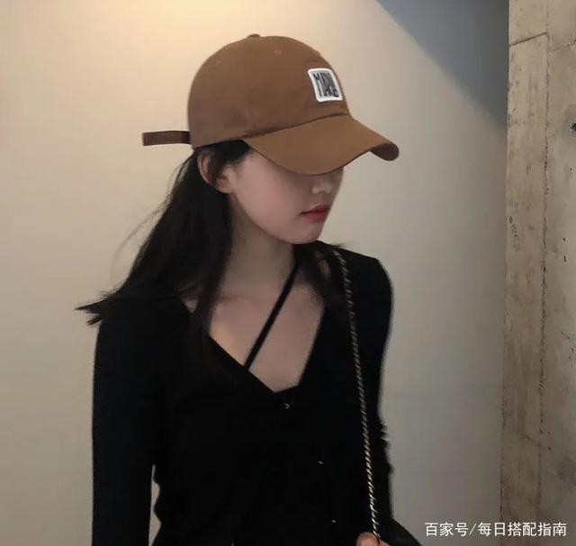 秋天戴帽子也太实用了吧！不同帽子不同戴法，显脸小还时髦好看！