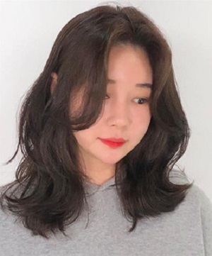 中长发怎么做造型好看  2022秋冬最美中长发范本出炉