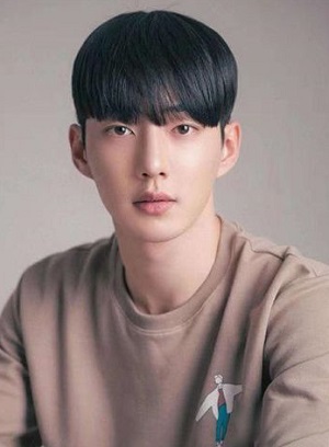 超帅的男生锅盖头发型  让你迅速变时髦潮流
