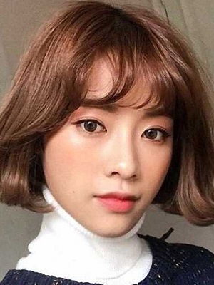 甜美好看短发梨花烫  女生短发内扣发型图片