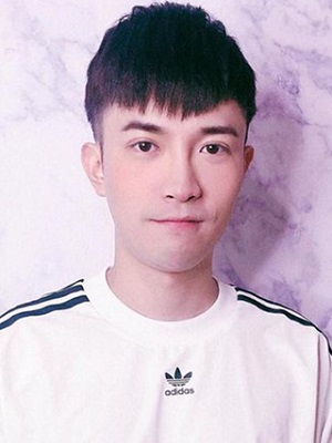 2022年男生发型流行短发 秋季男生发型参考