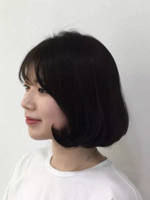 最流行内扣卷发型  提升你的颜值，超级美