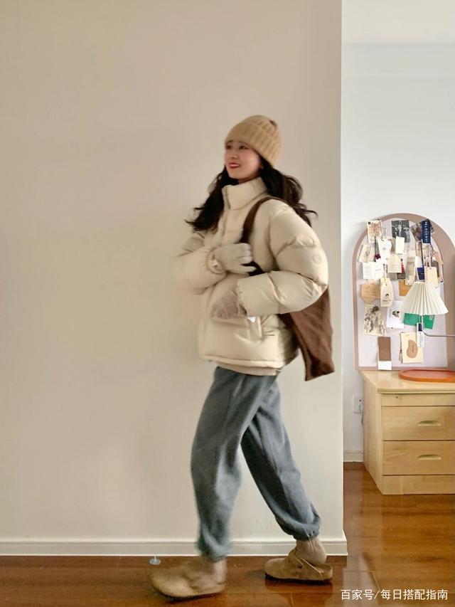 冬季“羽绒服”别乱穿了，不同款式适应不同女生