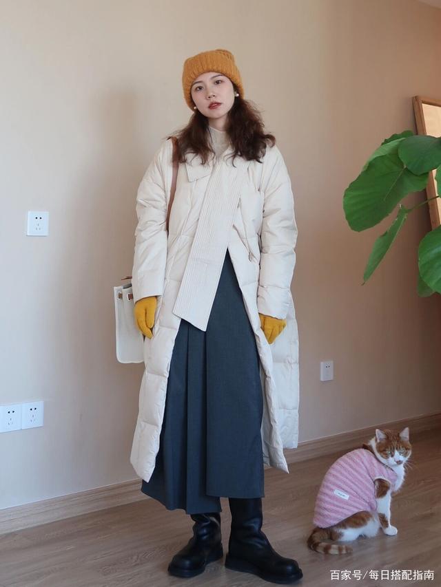 又降温了！“保暖羽绒服”重出江湖，这样穿美出天际