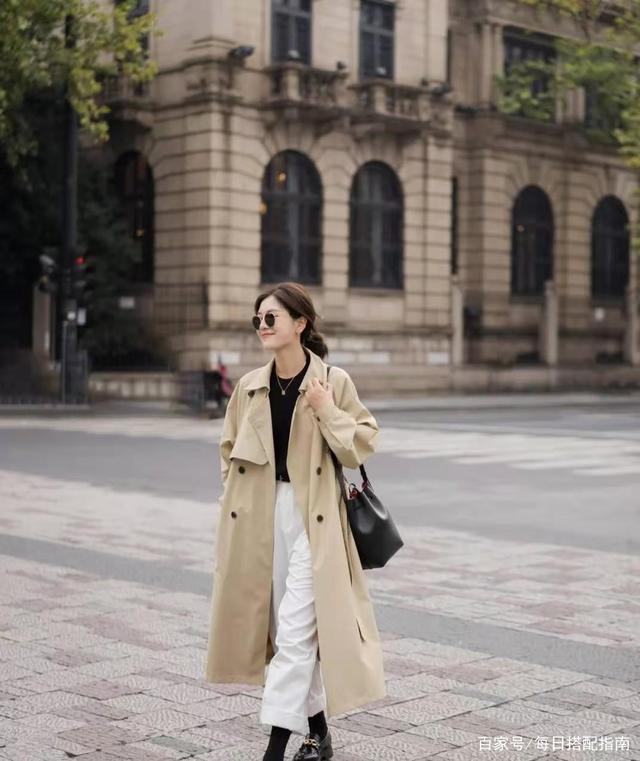 换季没衣服穿？试试这4件“万能”上衣，实用耐看又好上手，搭半身裙、搭裤子都很合适