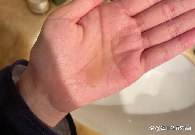40+女性护肤别错过这5款精华油：娇兰促渗力强