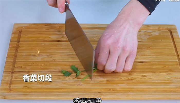 香酥草鱼怎么做 香酥草鱼的做法 