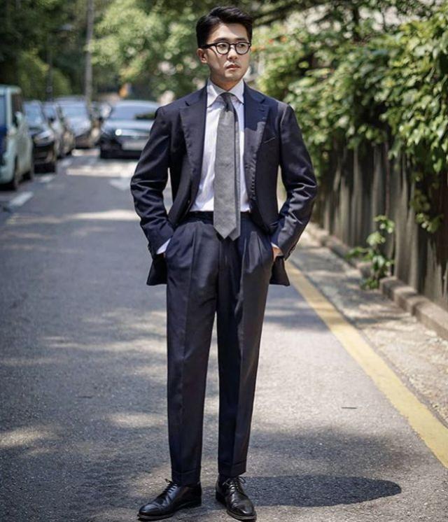 如何穿好一件西装？不要盲目去挑选