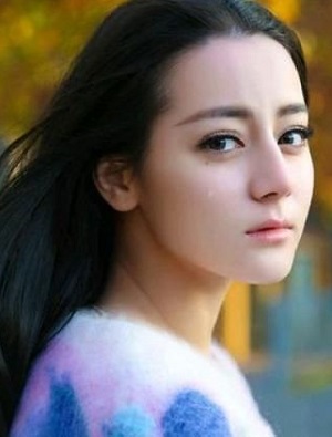额头高的女生适合什么发型  高额头女生发型图片