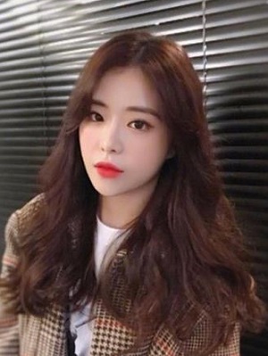 秋季最流行的女生发型设计  减龄首选发型