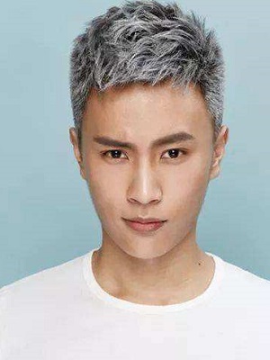 夏季有哪些好看的男生发型  2022潮流男生发型图片