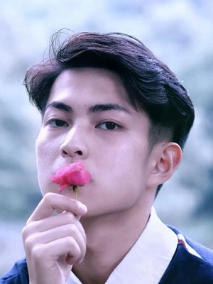 2022短发男生清爽发型  男生最帅发型图片