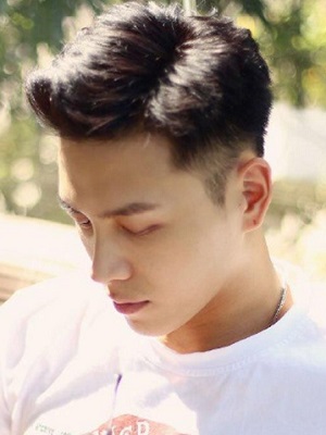 2022男士流行发型短发  帅气又有颜值男生发型