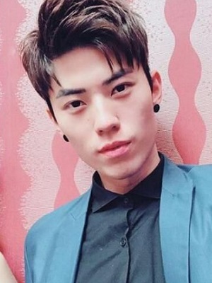 2022男士流行发型短发  帅气又有颜值男生发型